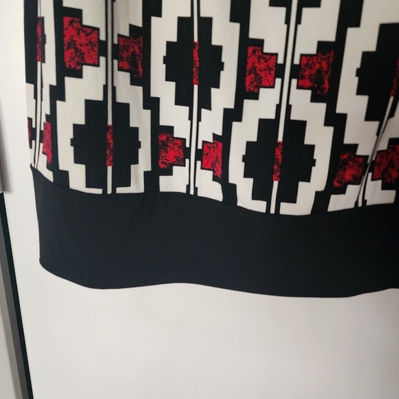Pre-loved Plus-size Liz Claiborne Pattern Long Sleeve Knee Length Dress Size 1X - Picture 2 of 13